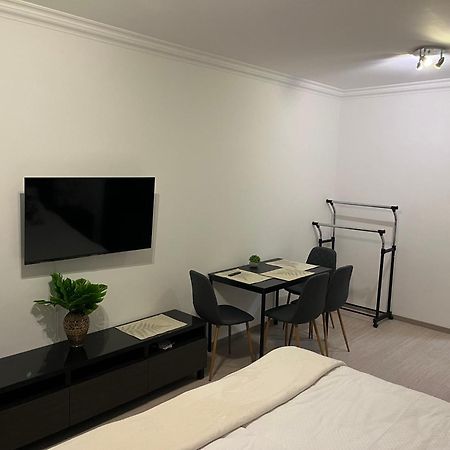 Ildiko'S 2 Bedroom Cosy Budapest Suite Экстерьер фото
